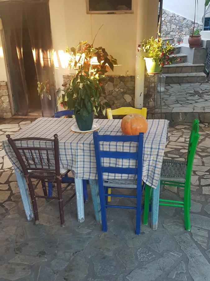 Villa Irini House Arménoi Esterno foto